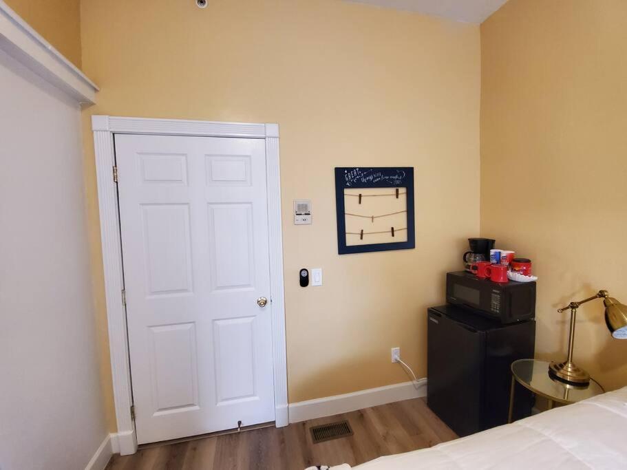 Centrally Located Studio And Cozy Place Perfect For Travelers And Couples! Located In San Diego Downtown! Perfect For Your Quick Getaway! Apartment ภายนอก รูปภาพ